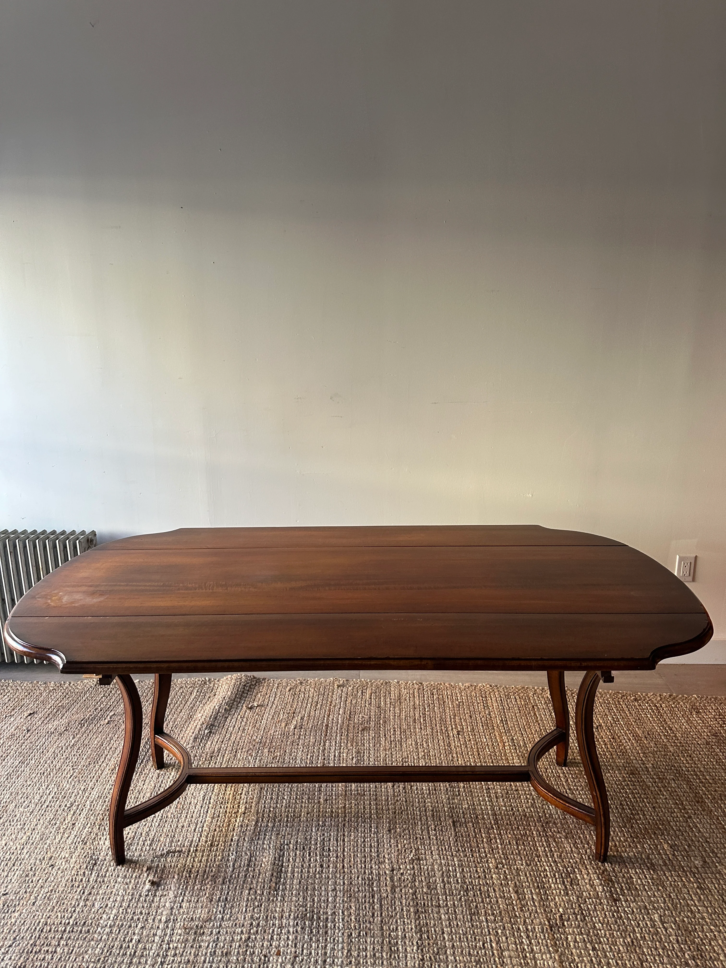Walnut dining table - Image 3