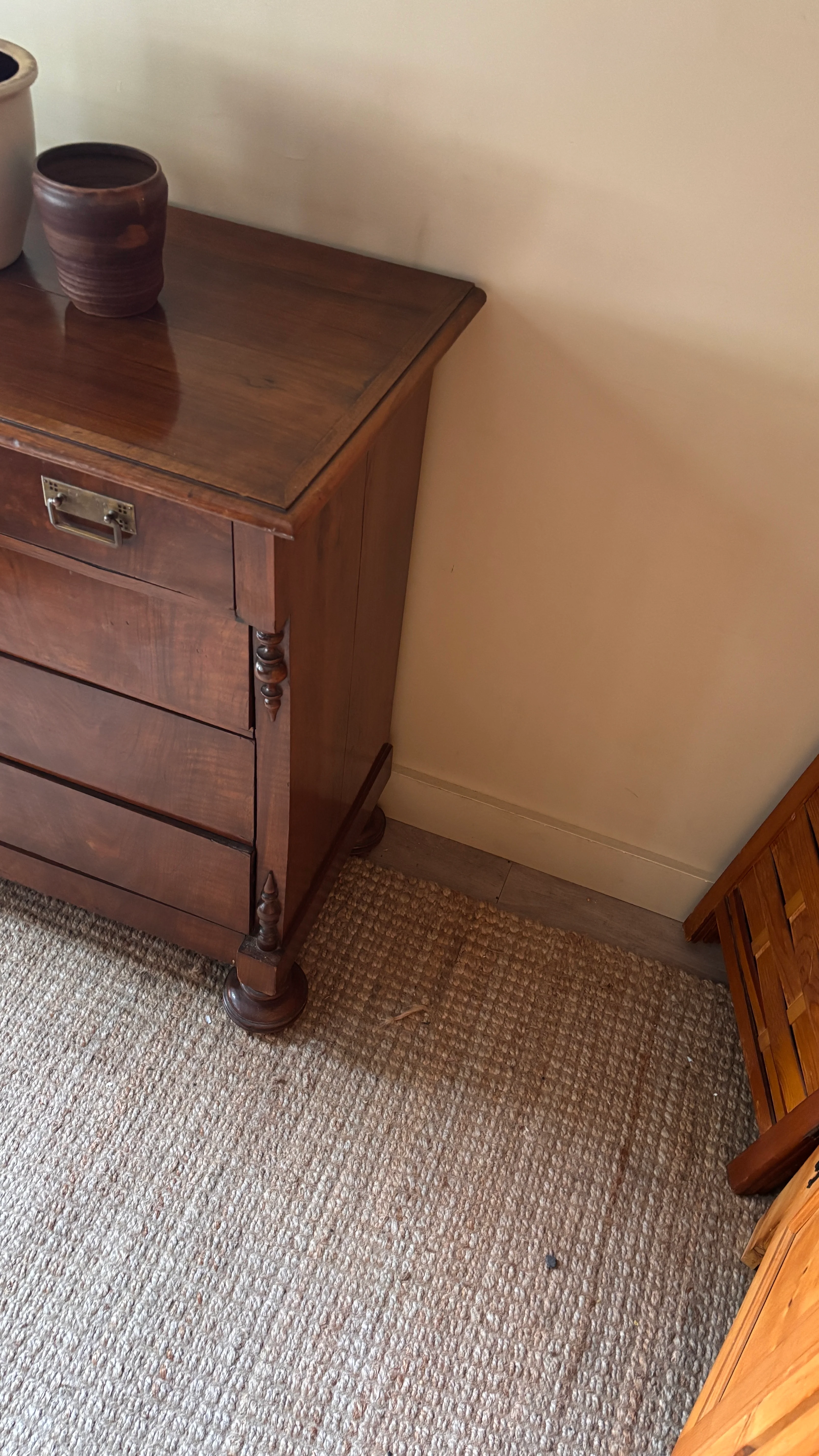 Walnut dresser with carved brass hardware - Image 3