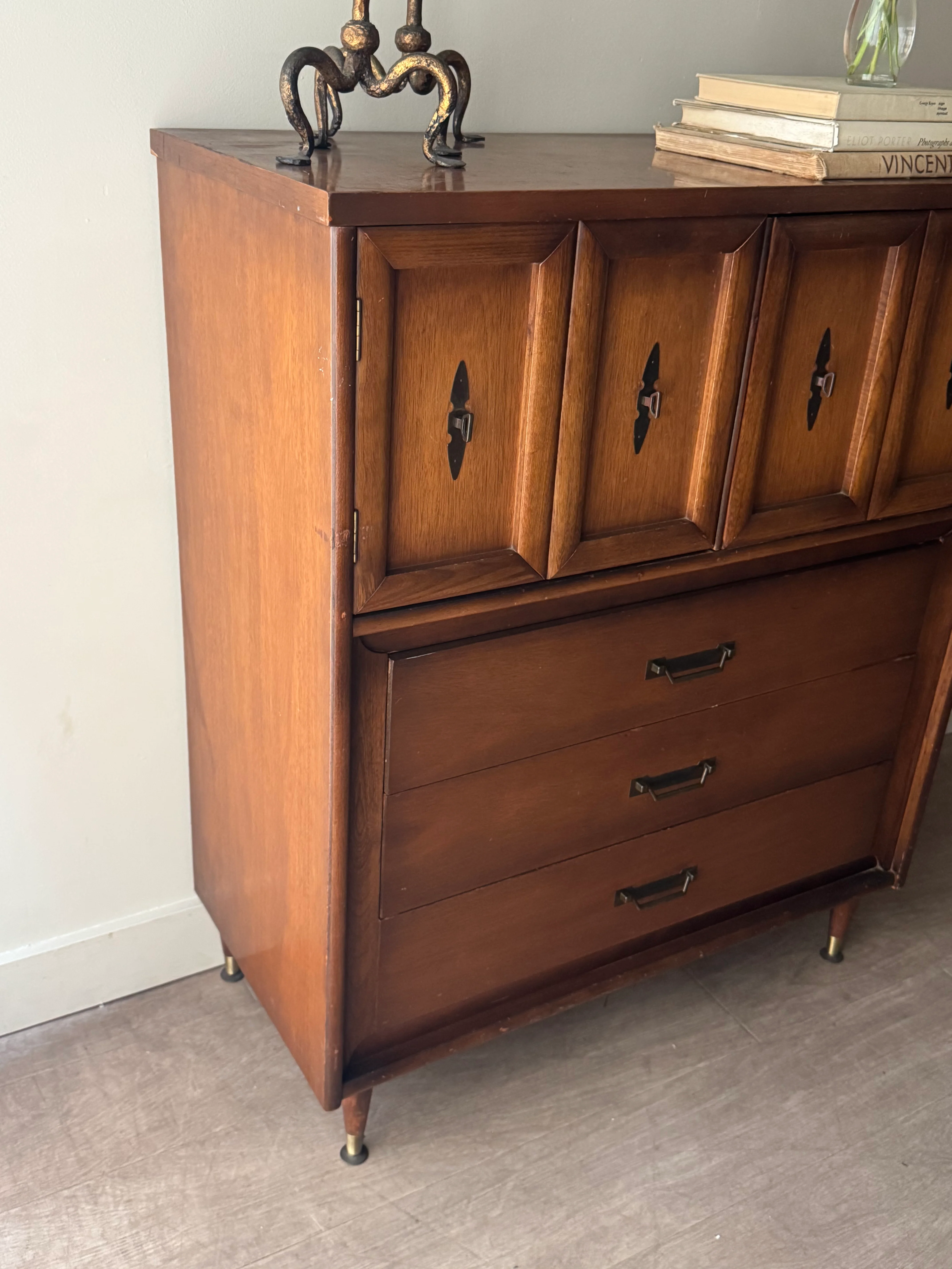 Walnut Gentleman's Dresser - Image 2