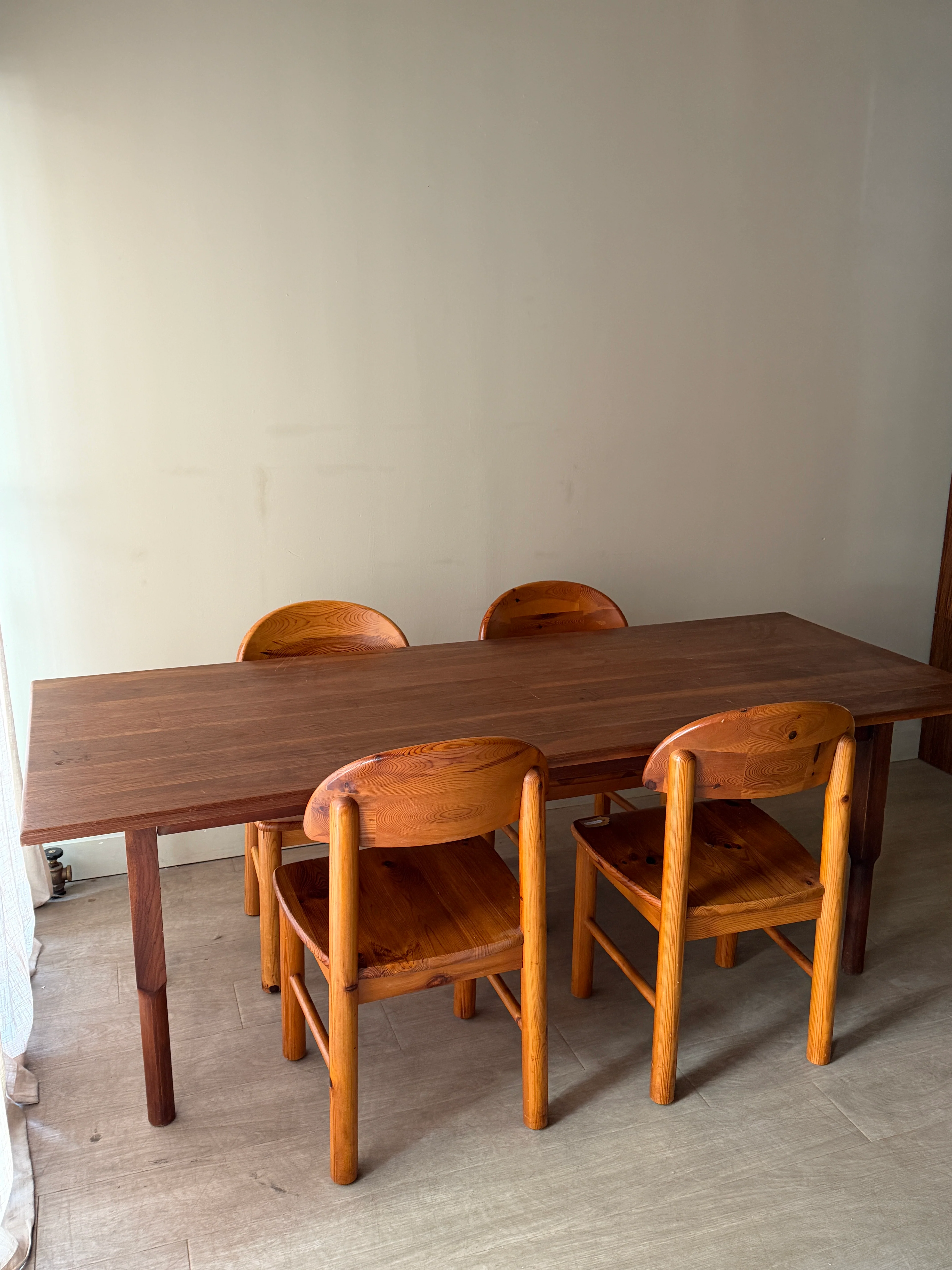 Walnut harvest table - Image 2