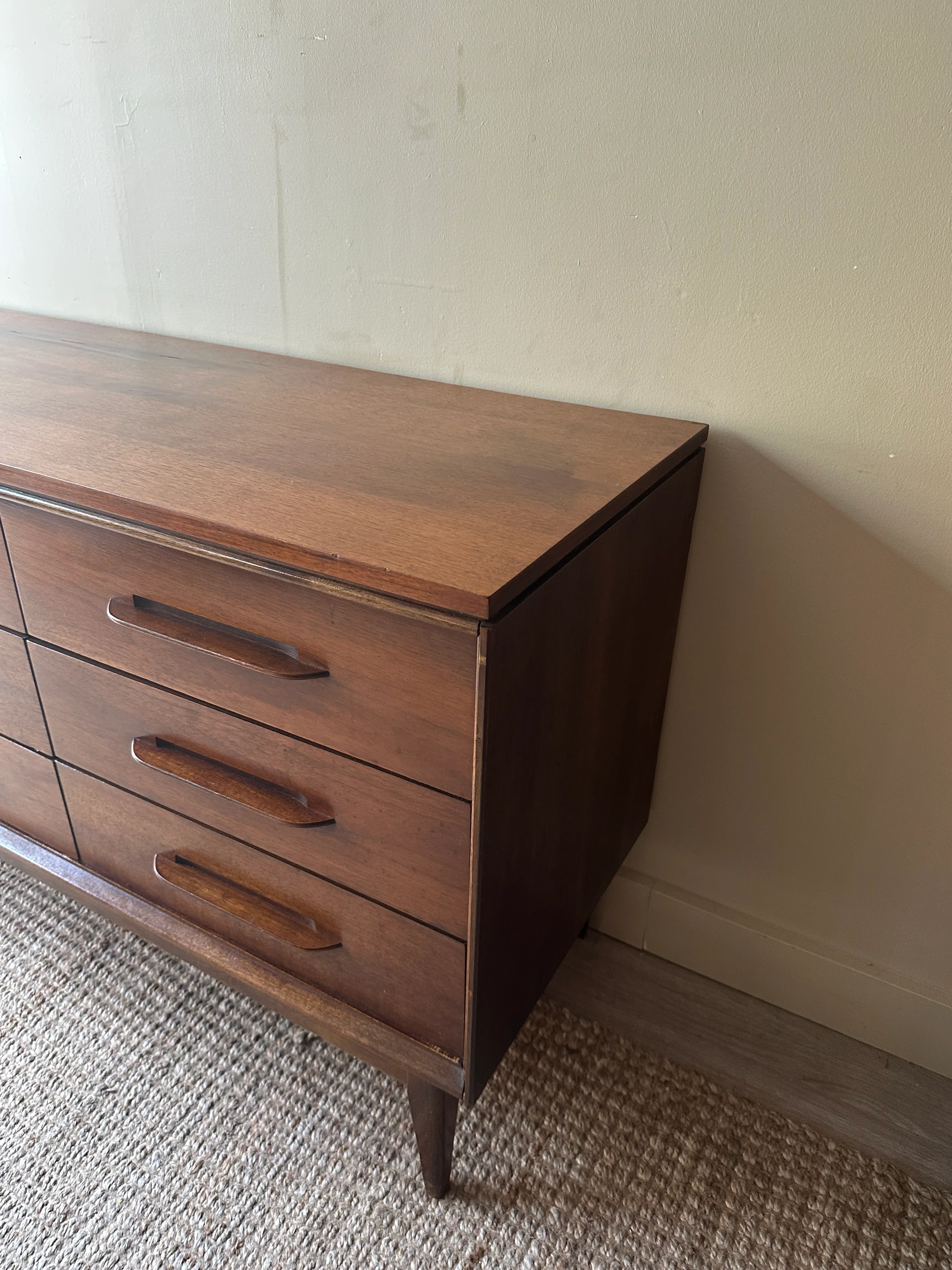 Walnut nine drawer dresser - Image 3