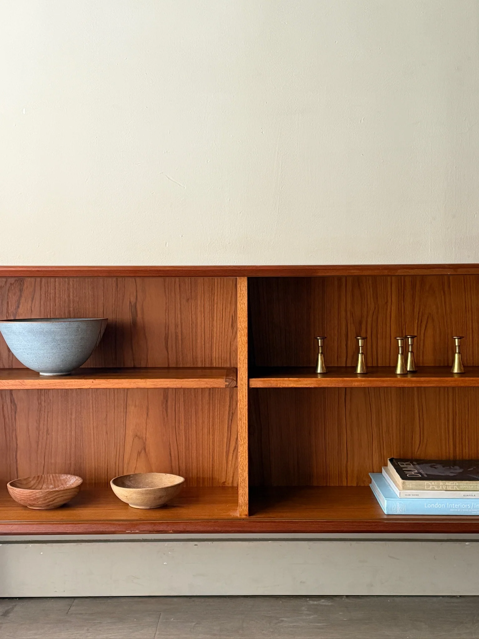 Walnut shelf - Image 5