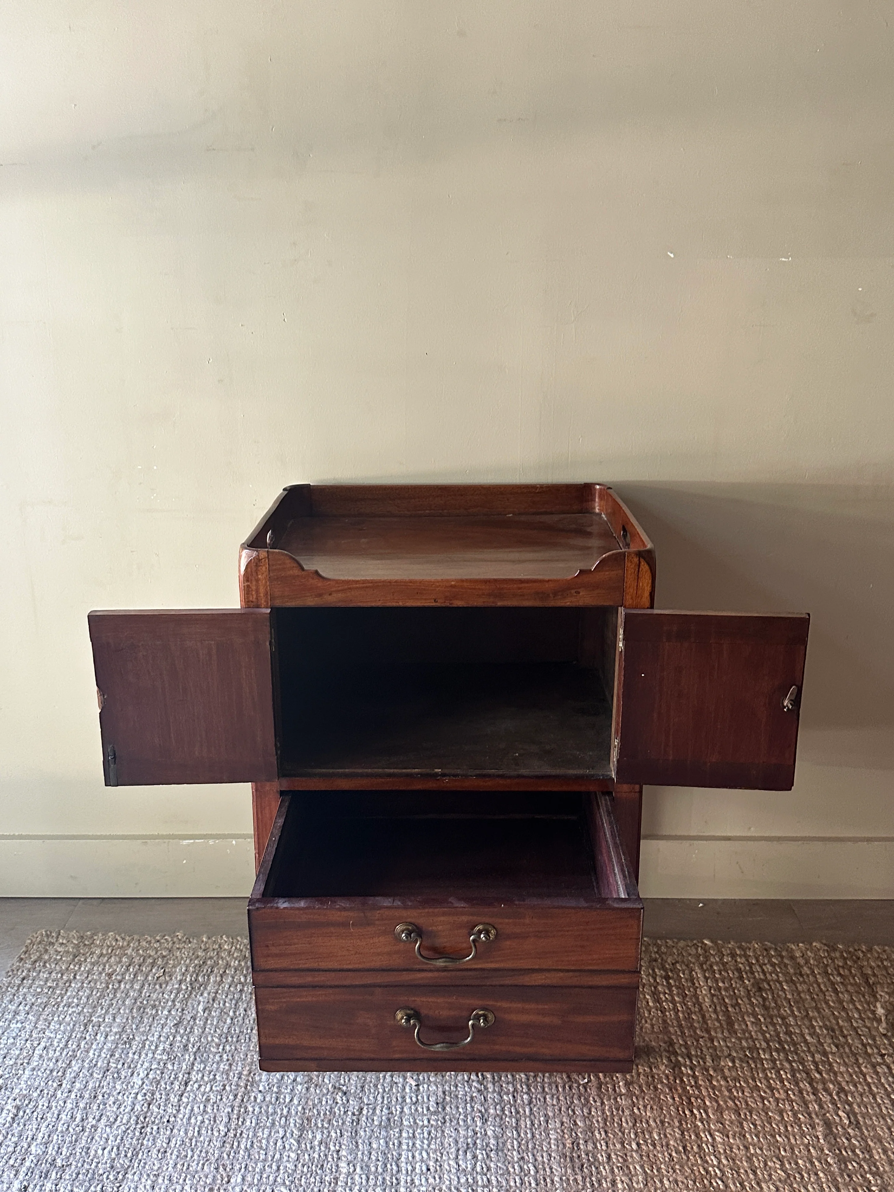Walnut side table - Image 3