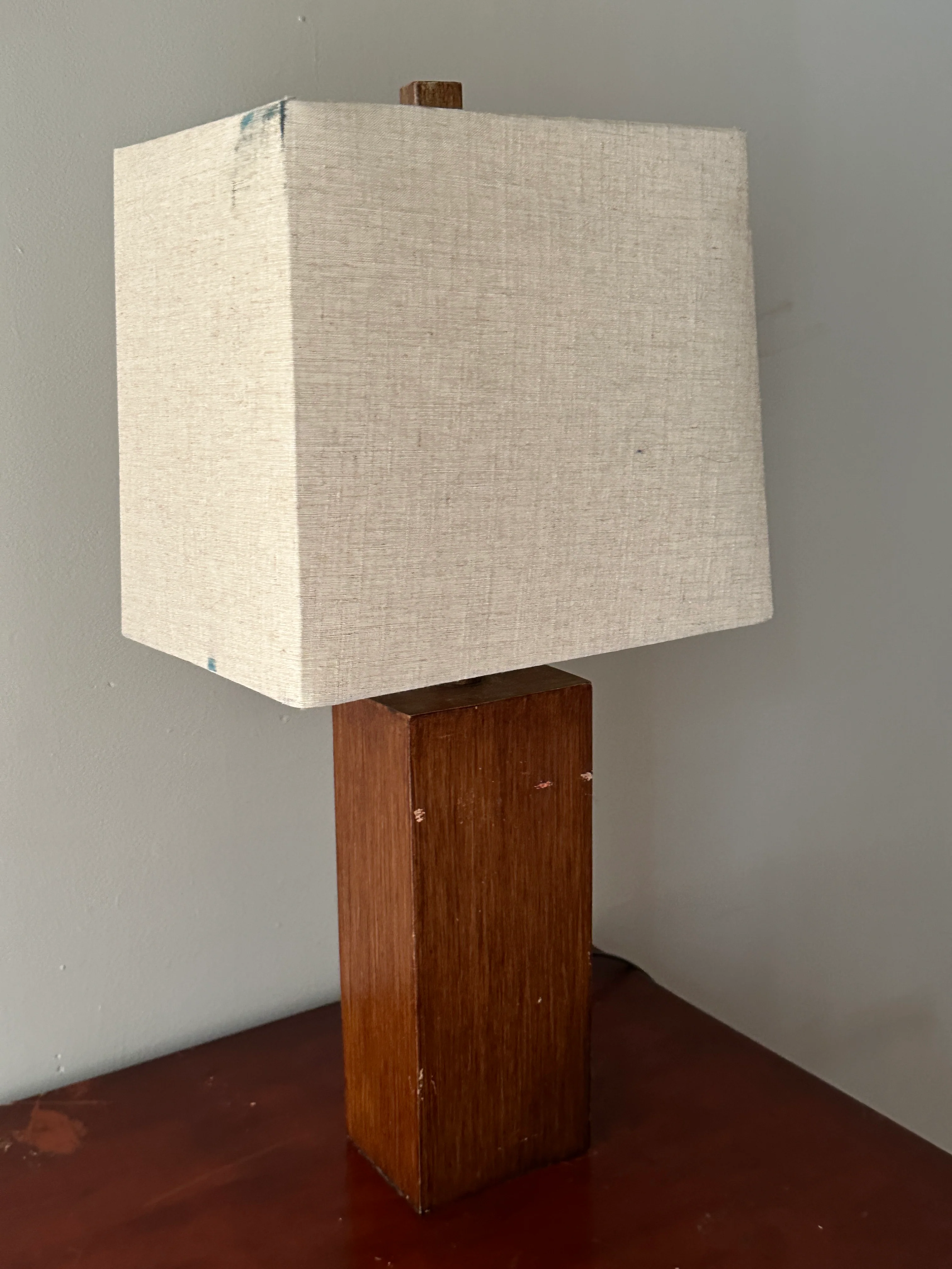 Walnut table lamp with scuffs - Image 4