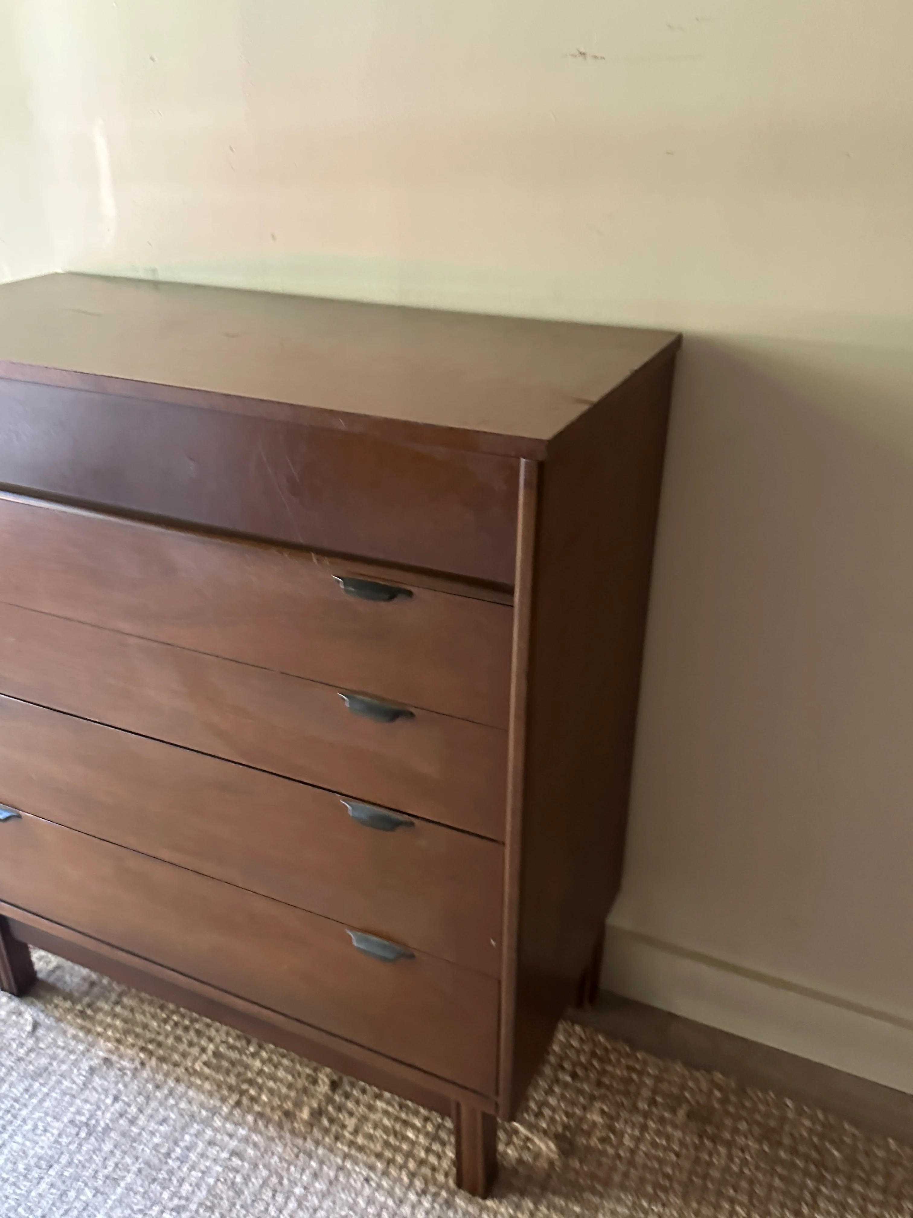 Walnut with laminate top dresser - Image 5
