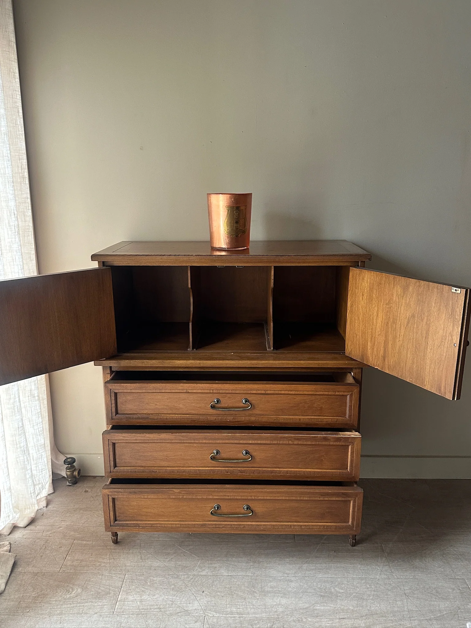 White Furniture walnut directoire dresser - Image 4