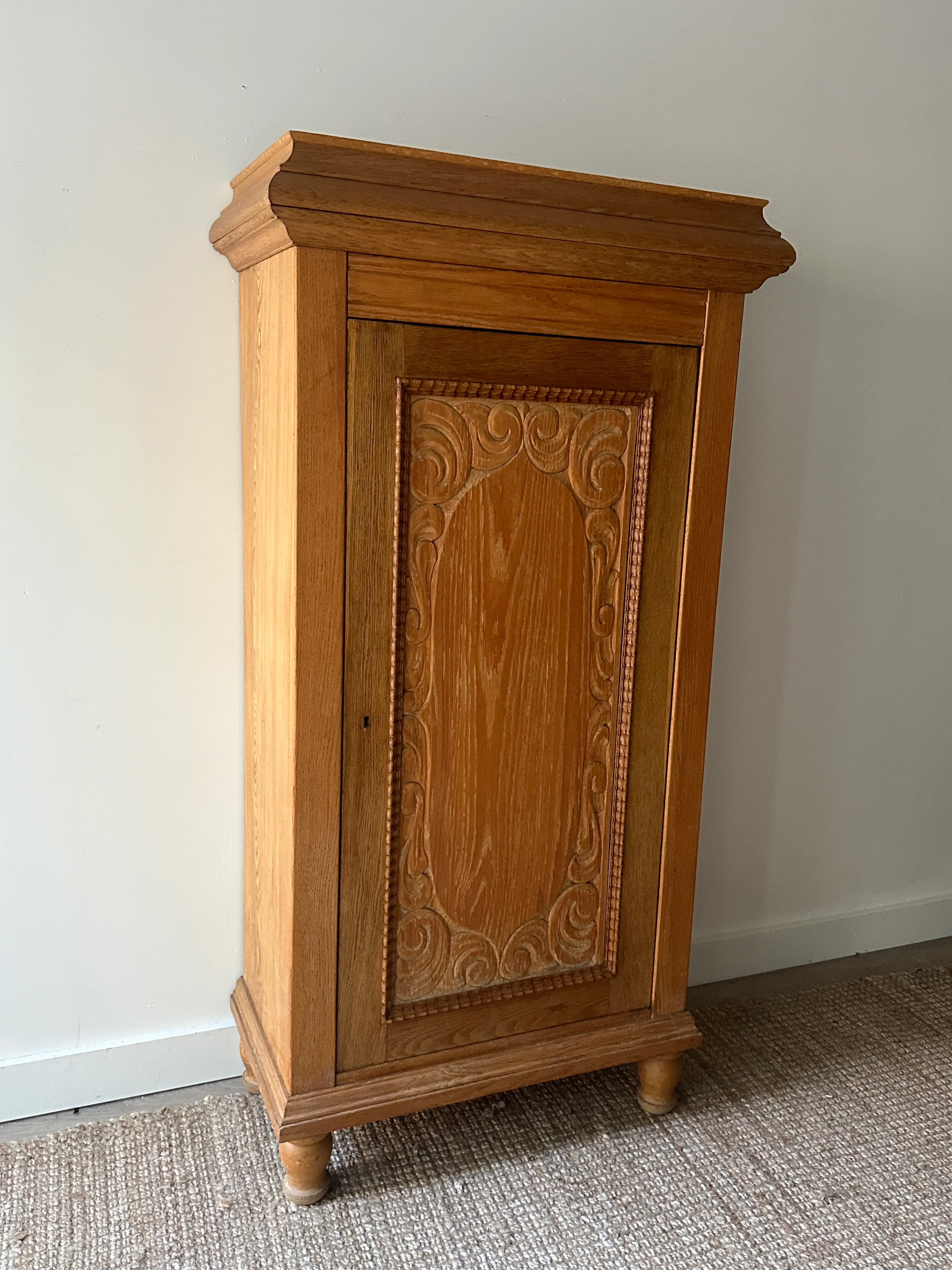 White oak armoire - Image 3