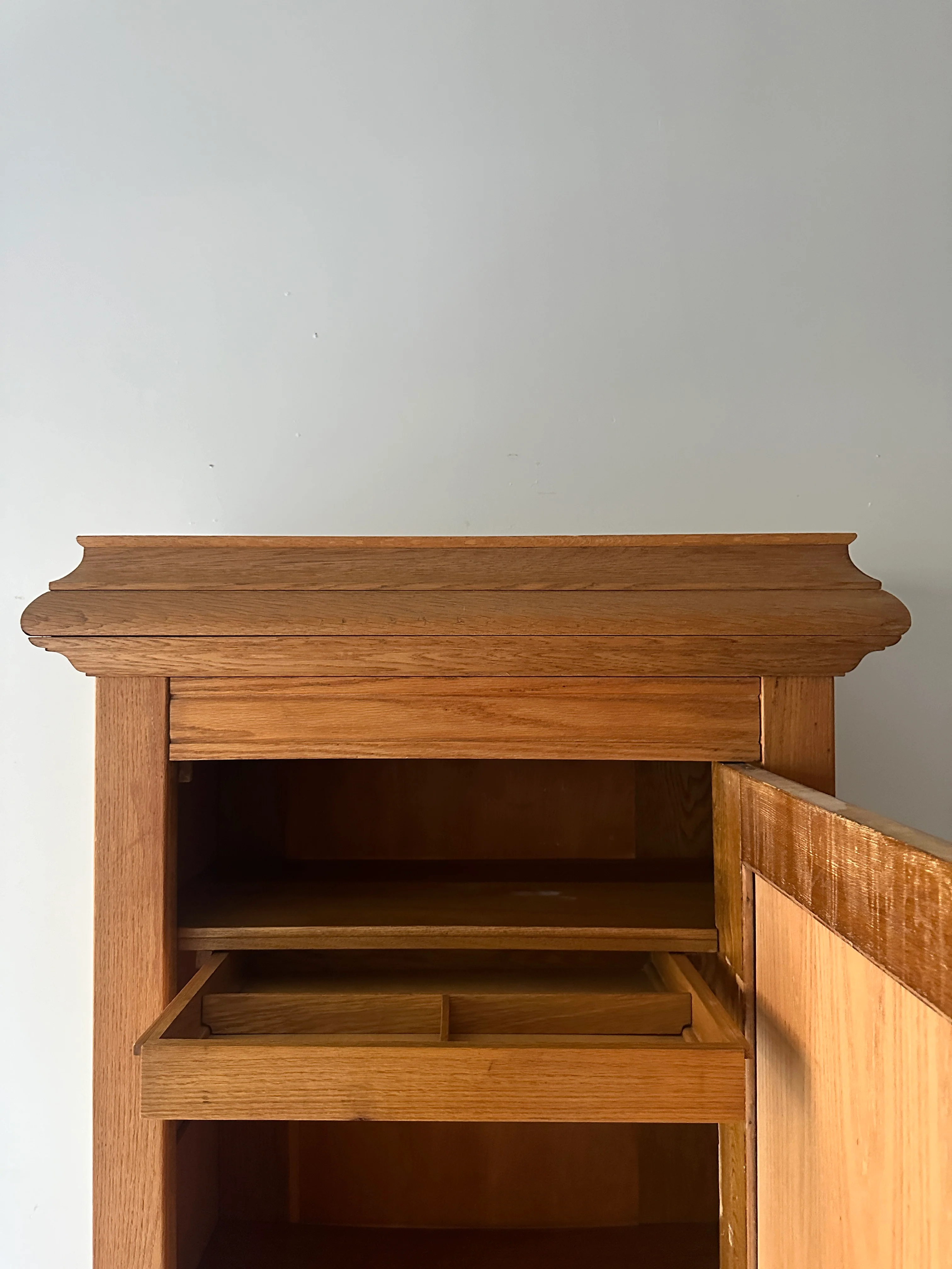 White oak armoire - Image 7