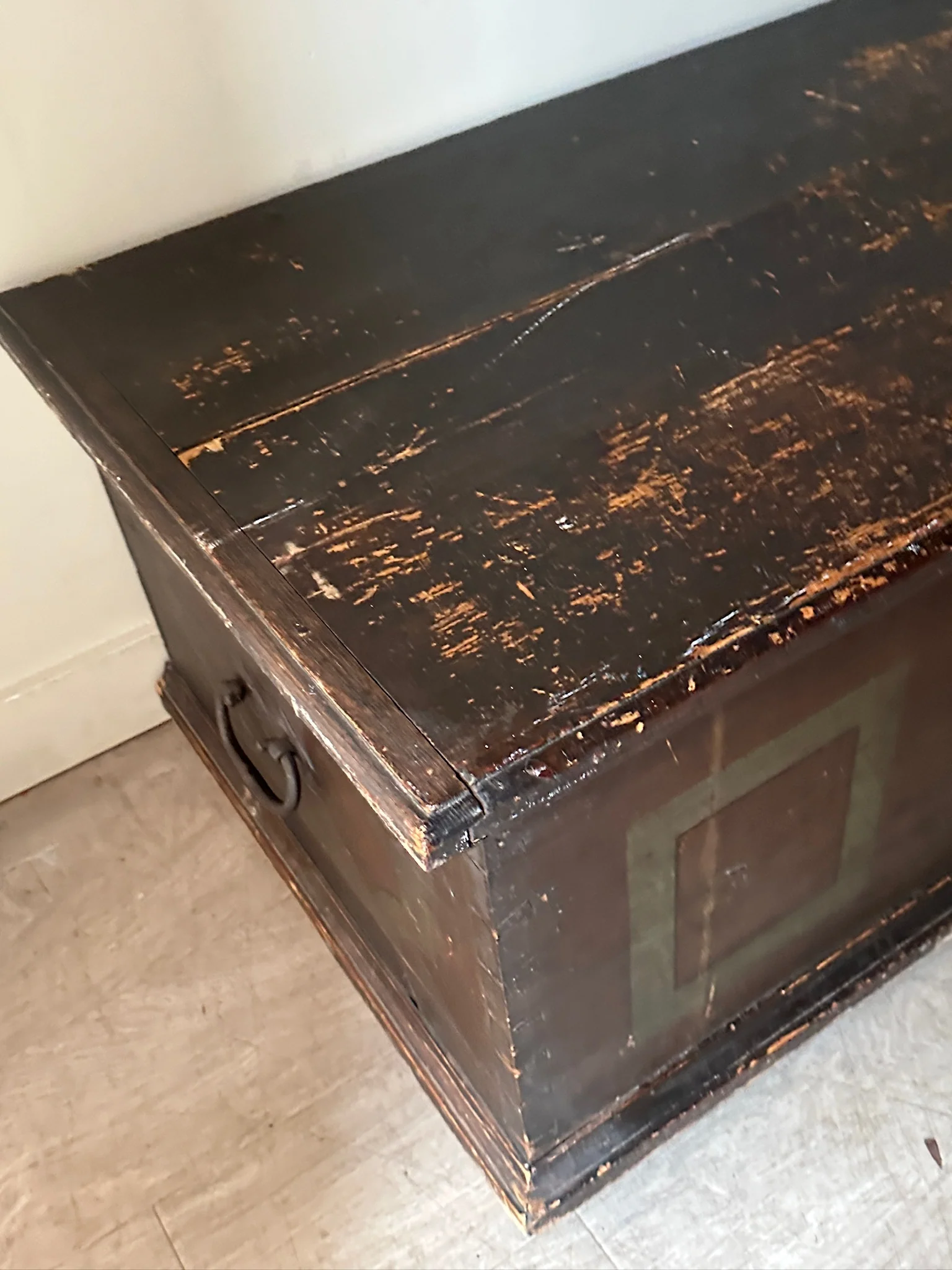 XL painted chest - Image 4